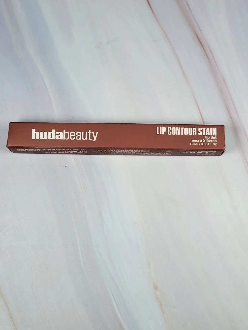 Huda Beauty Lip Contour Stain for 12-Hour Wear BNIB
